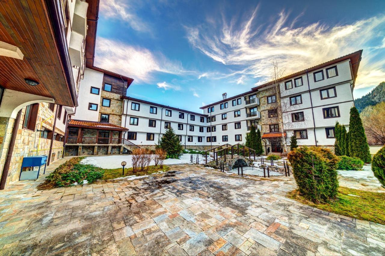 Aparthotel Silver Hills Free Parking 스몰랸 외부 사진