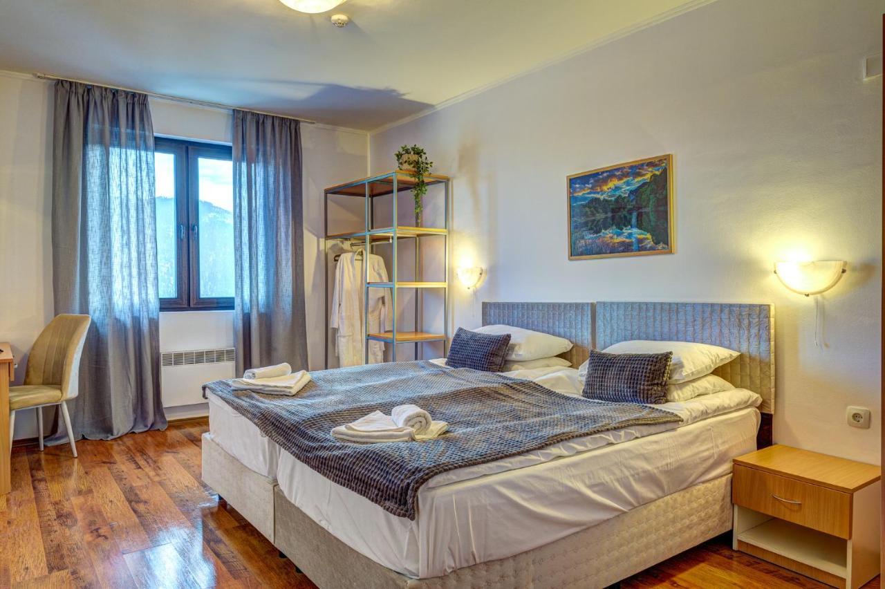Aparthotel Silver Hills Free Parking 스몰랸 외부 사진